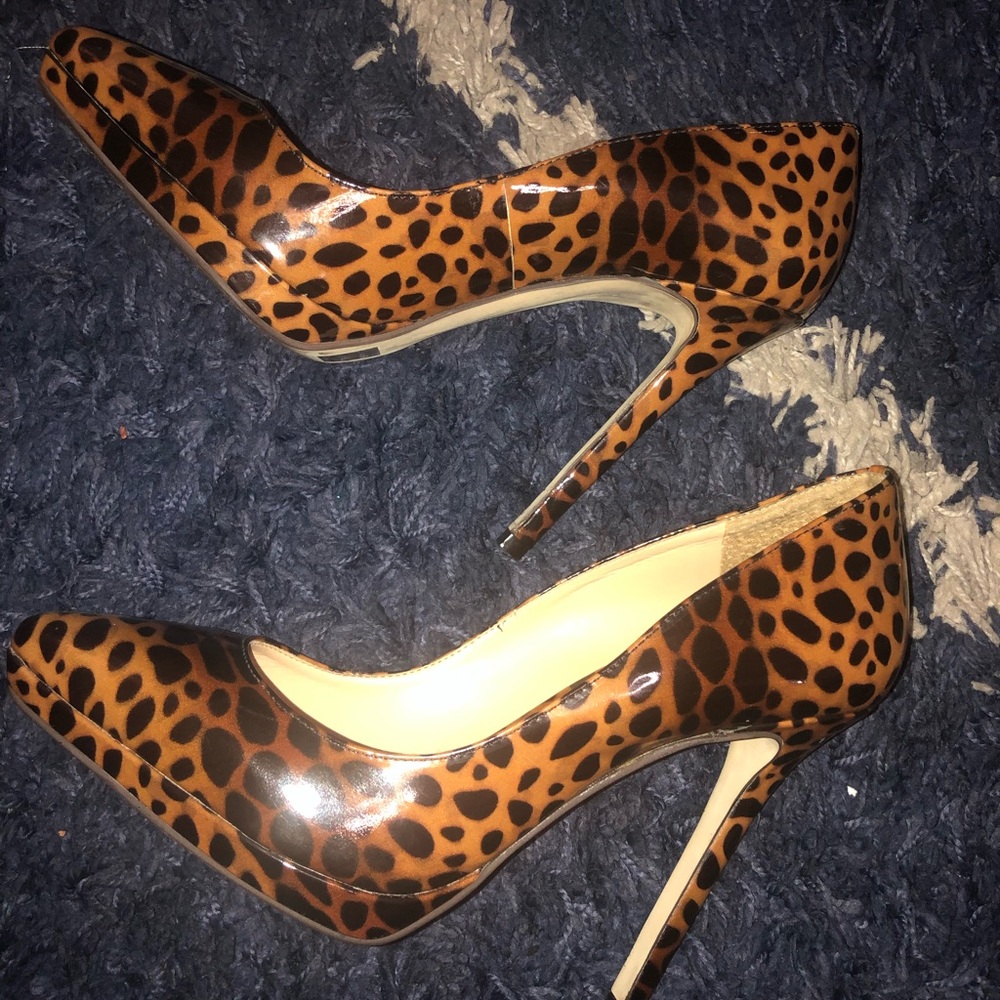 Report Signature -Leopard Print - image 1